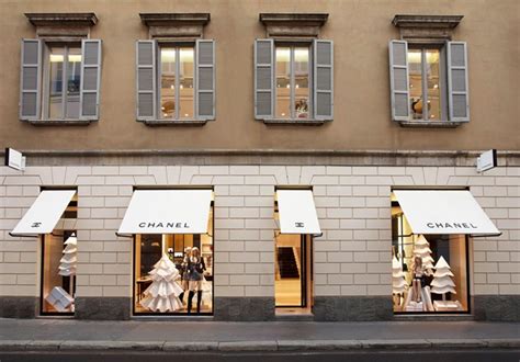 chanel a milano boutique|Chanel milano.